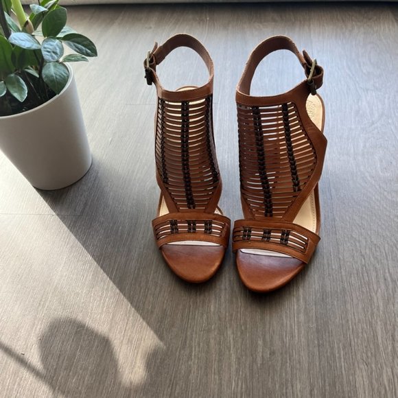 Vince Camuto Brown Strappy Sandals - Picture 3 of 11